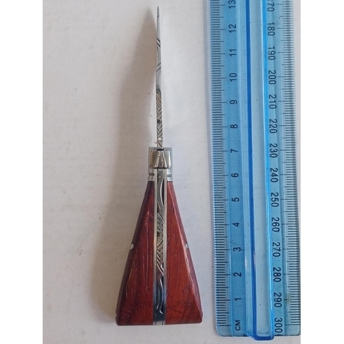 21 - Unusual Folding Penknife