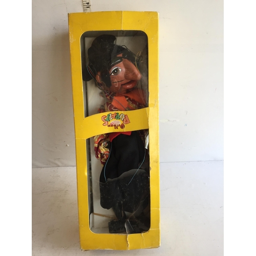 174 - Boxed Pelham Puppet