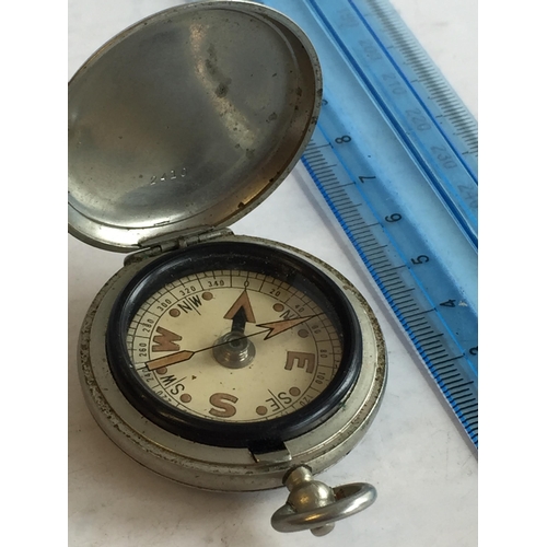 277 - Antique Quizzer Magnifier