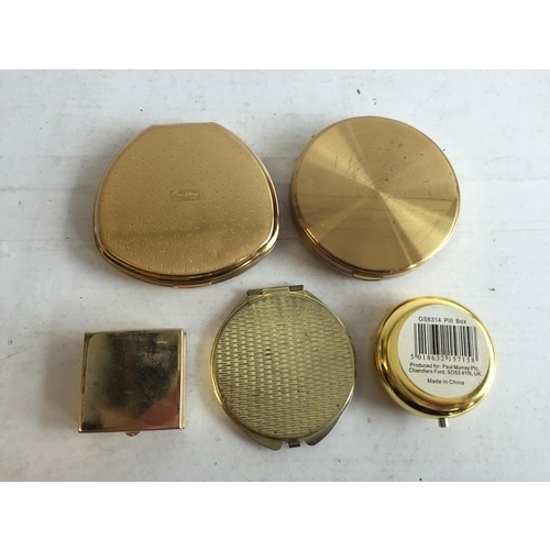 392 - Selection of Assorted Compacts