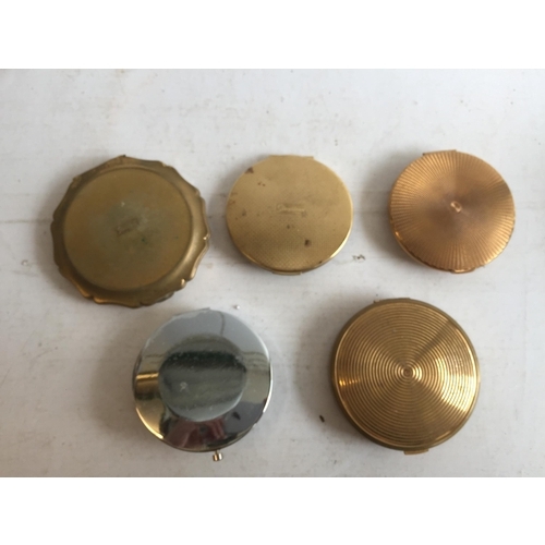 401 - Selection of Assorted Compacts