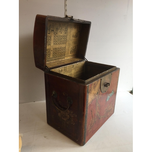 159 - Lovely ornate Chinese Wine Box