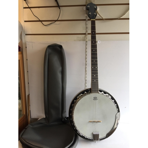 285 - A Tonewood  Left Handed  5 String Banjo with Carry Case. Lovely Condition.
 Shipping Unavailable