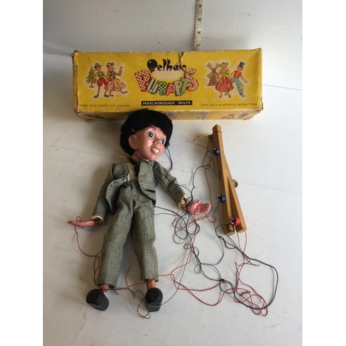 25 - Boxed Pelham Puppet