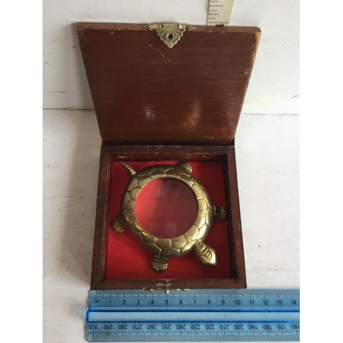 349 - Tortoise Magnifier in Wood Box