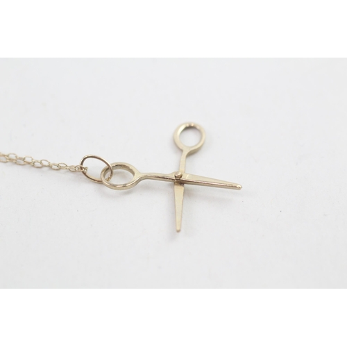 11 - 9ct gold scissor pendant necklace