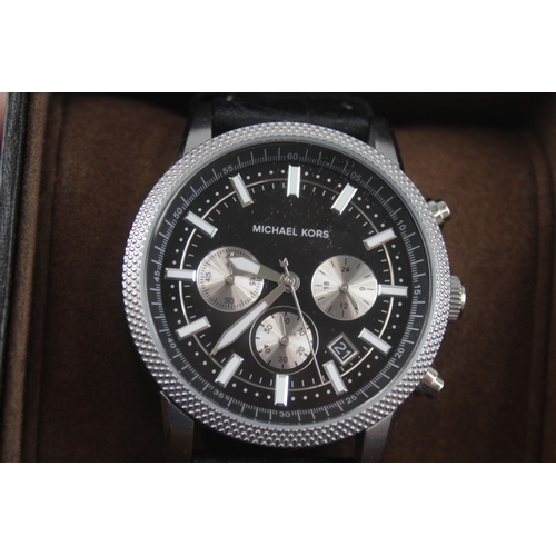 114 - Mens Aviatior Watch Quartz Working