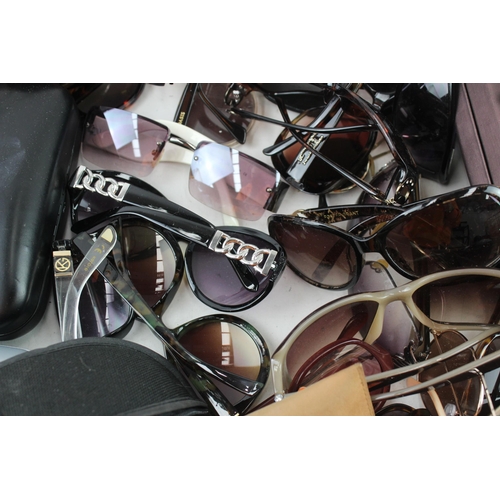 63 - Fashion Sunglasses Shades Job Lot
Branded Frames Cases Police Jigsaw
x 80