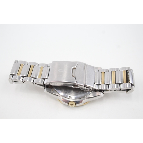 87 - Mens Bulova Watch Quartz Working