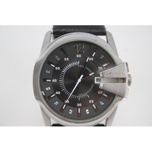 90 - Mens Diesel Watch Quartz Ref.DZ-
1206 Working