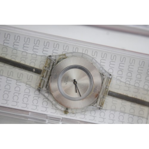 85 - Women's Swatch Watch With Box
Quartz Working x 3