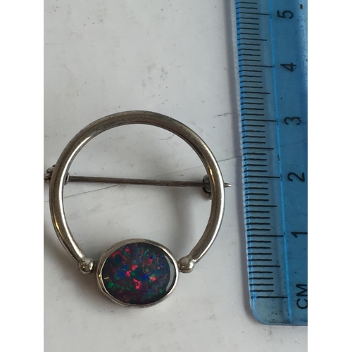 23 - Sterling Silver & Opal Round Vintage Brooch