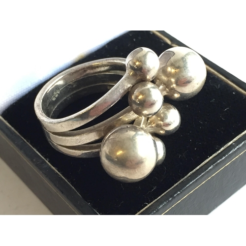 29 - Heavy Silver Modernist Multi Sphere Ball Ring, size P