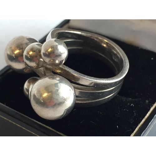 29 - Heavy Silver Modernist Multi Sphere Ball Ring, size P