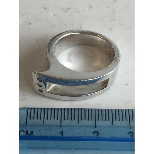 50 - Silver Heavy Chunky Unusual Ring, size P