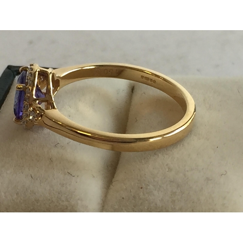 264 - 19ct Gold, Tanzanite & Diamond Ring, size S 1/2. Beautiful Quality. Stunning
