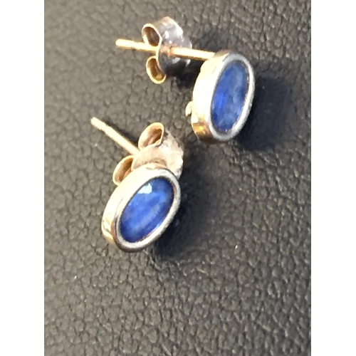 13 - 9ct Gold Bessel Set Sapphire Stud Earrings


2073658