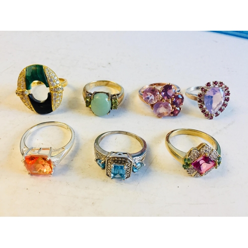 136 - Collection of Sterling Silver Gemstone Rings Inc Mystic, Topaz & Amethyst x 7.


2024215