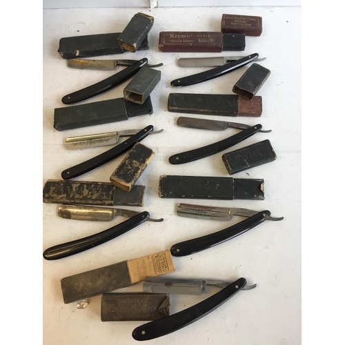 184 - Assorted Vintage Boxed straight Razors etc X 7.



701387