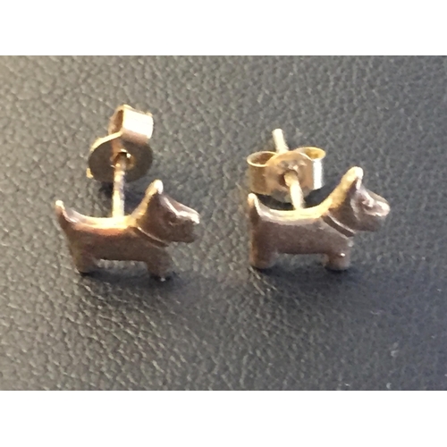 24 - 9ct Gold Dog Stud Earrings



2073648