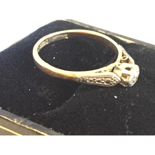 56 - 9ct Gold Diamond Single Stone Ring, size M.


2098422