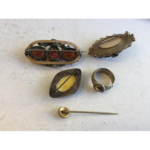 88 - Collection of Antique Jewellery Inc Buckle Ring, Paste, Victorian.


2024408