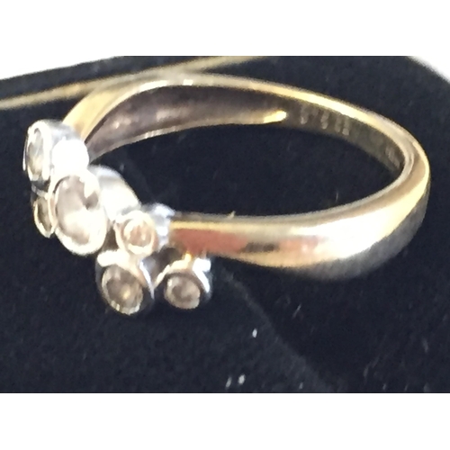 191 - 9ct White & Yellow Gold Cubic Zirconia Bubble Ring, size N 1/2.



2055399