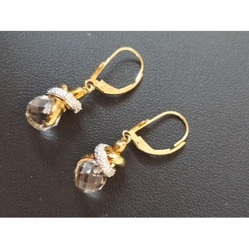 201 - 9ct Gold faceted Rock Crystal Drop Earrings.

2058349