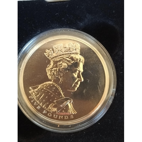 104 - Golden Jubilee HRM Queen Elizabeth II £5 Proof Coin in Presentation Box