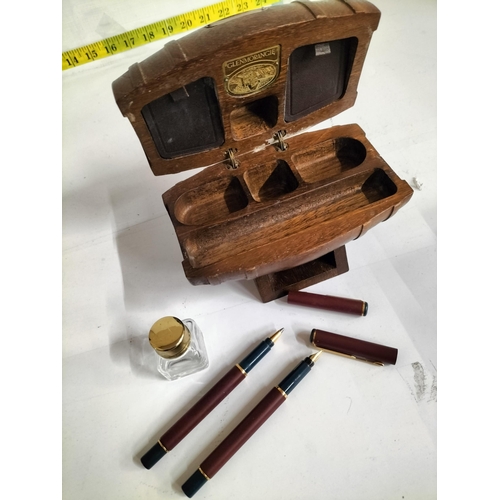 65 - Glen Morangie Barrel Shaped desk Inkwell Set