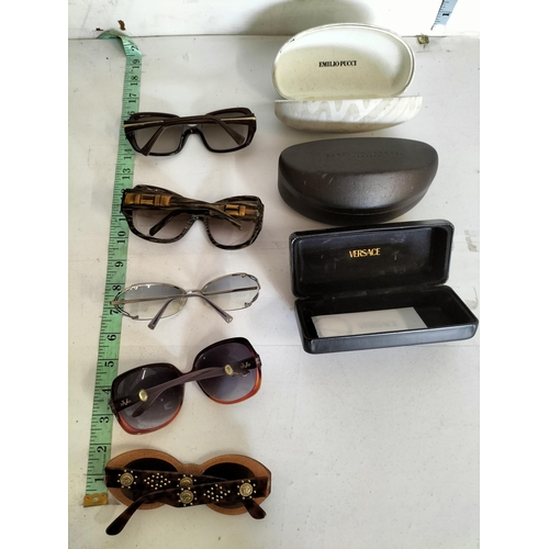 181 - Designer Sunglasses Inc Versace, Carolina, Herrera etc X 5.

575550