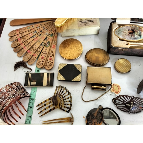 183 - Women's Vanity Items, Antique, Vintage Inc Hand Fan, Compacts etc.

575884