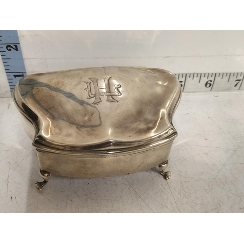 Lot 60        