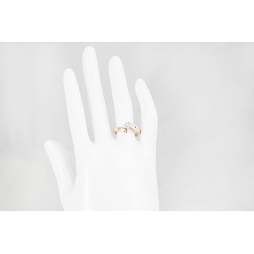 200 - A DIAMOND SOLITAIRE RING, baguette diamond shoulders, mounted in 9ct gold. Estimated: weight of diam... 