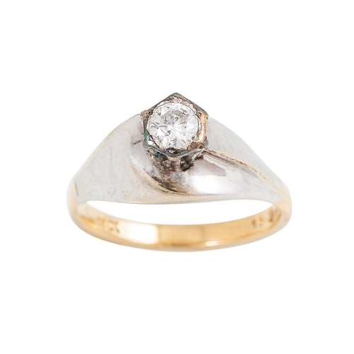 254 - A DIAMOND SOLITAIRE RING, the brilliant cut diamonds mounted in 18ct gold. Estimated; weight of diam... 