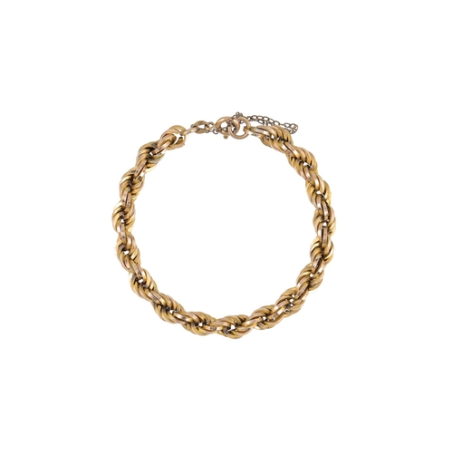 317 - A TWISTED ROPE LINK NECK CHAIN, 9ct yellow gold, 7 g.