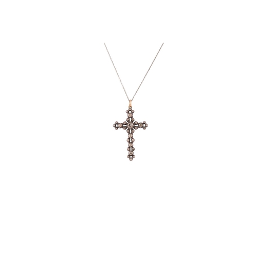 375 - A GEORGIAN DIAMOND SET CROSS, set with rose cut diamonds