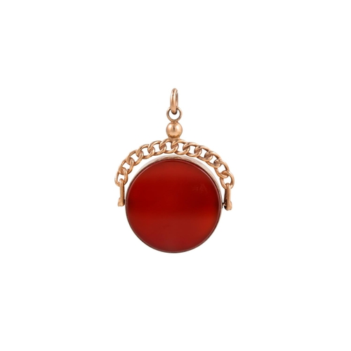 40 - A 9CT GOLD SWIVEL SEAL PENDANT, set with a carnelian and a bloodstone