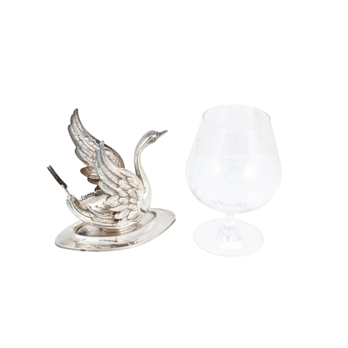 534 - A MODERN SPANISH SILVER (.916) BRANDY WARMER IN THE FORM OF A SWAN, together with a brandy balloon