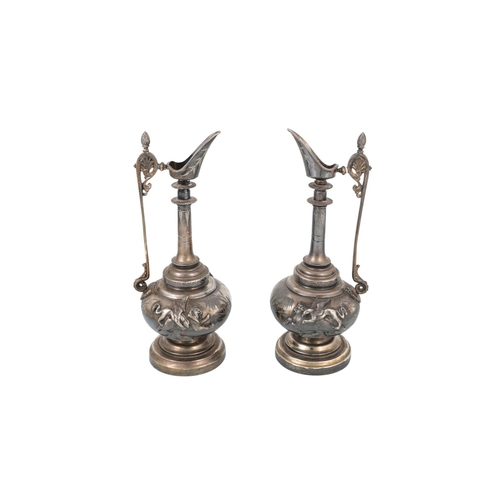 546 - AN UNUSUAL PAIR OF EDWARDIAN SHEFFIELD PLATED EWERS, by Walker & Hall, ca 28 cm high