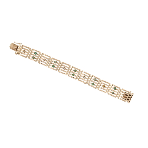 462 - A PEARL AND TURQUOISE SET GATE BRACELET, mounted in 9ct yellow gold. ca. 21.1g