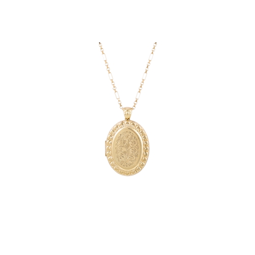 463 - A LARGE LOCKET ON A CHAIN, mounted in 9ct yellow gold. ca. 38.2g