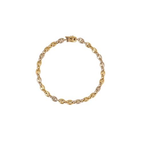 467 - AN 18CT YELLOW GOLD BRACELET, signed Cartier. ca. 17.7g