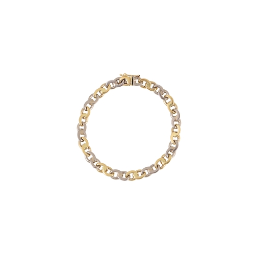 468 - A TWO TONE BRACELET, mounted in 18ct gold. ca. 26.0g