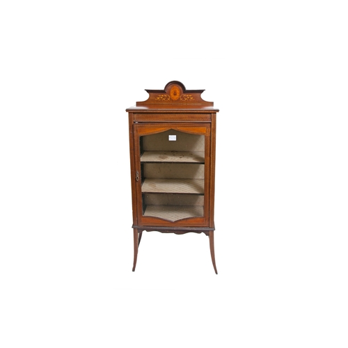 566 - AN EDWARDIAN INLAID MAHOGANY AND SATINWOOD SINGLE GLAZED DOOR DISPLAY CABINET, shelved interior over... 