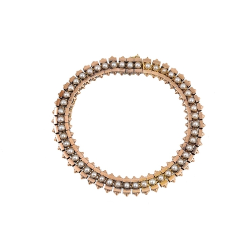 259 - AN ANTIQUE PEARL SET BRACELET, 18ct gold link with beaded decoration, French marks,