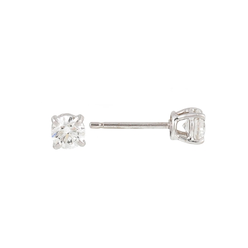 437 - A PAIR OF DIAMOND STUD EARRINGS, the brilliant cut diamonds mounted in 18ct white gold. Weight of di... 