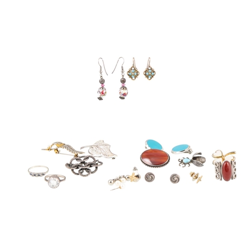 455 - AN INTERESTING COLLECTION OF MODERN COSTUME JEWELLERY, Marino glass necklace, bracelet etc