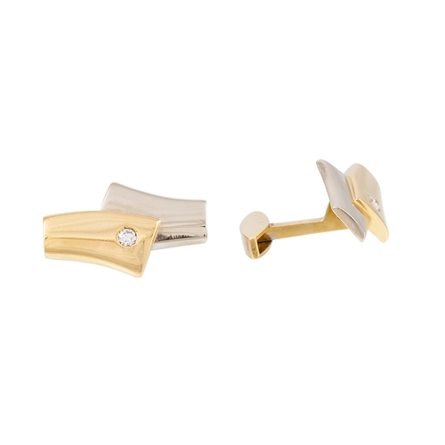 569 - A PAIR OF DIAMOND SET TWO COLOUR GOLD CUFFLINKS, (14.8 g)