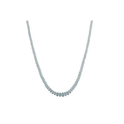 133 - AN AQUAMARINE NECKLACE, the graduated faceted beads to a magnetic silver clasp, 28''